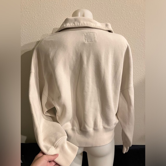 Abercrombie & fitch sweatshirt! - Picture 5 of 5